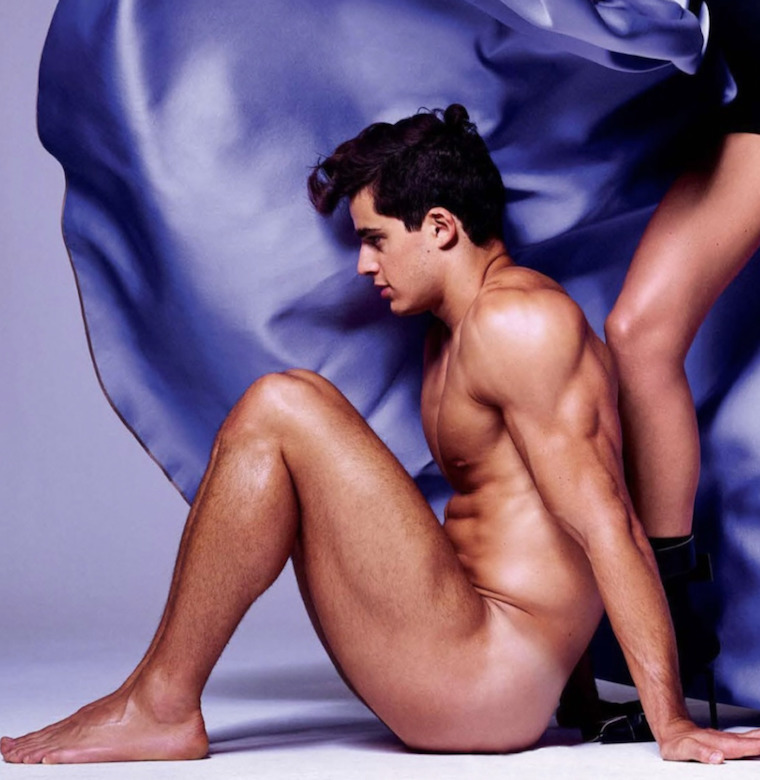 A Very Naked Pietro Boselli.