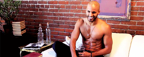 http://www.alanilagan.com/wp-content/uploads/2017/12/ricky-whittle-105.gif